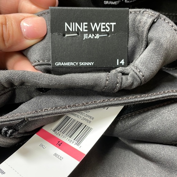 Nine West Gramercy Skinny pants - Picture 6 of 9